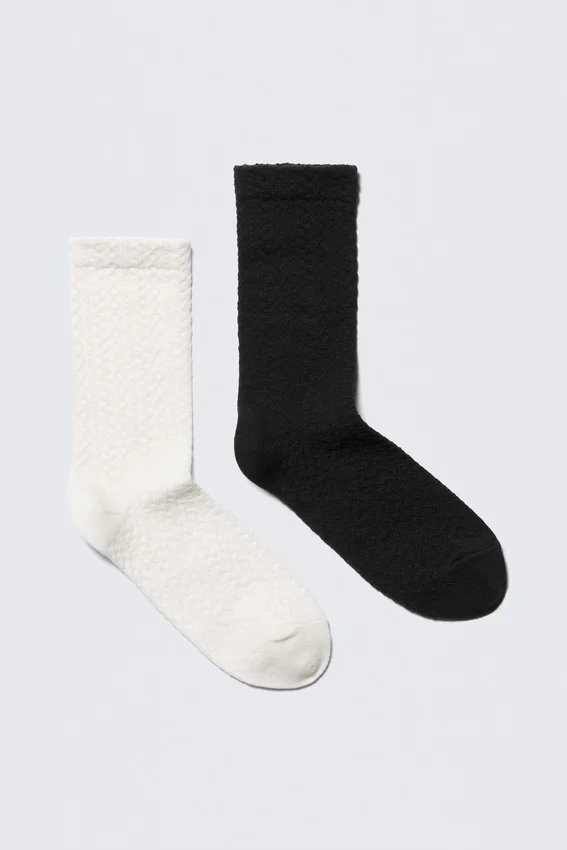 2-Pack Pointelle Cotton Crew Socks – Black & White 2-Pack Pointelle Cotton Crew Socks – Black & White