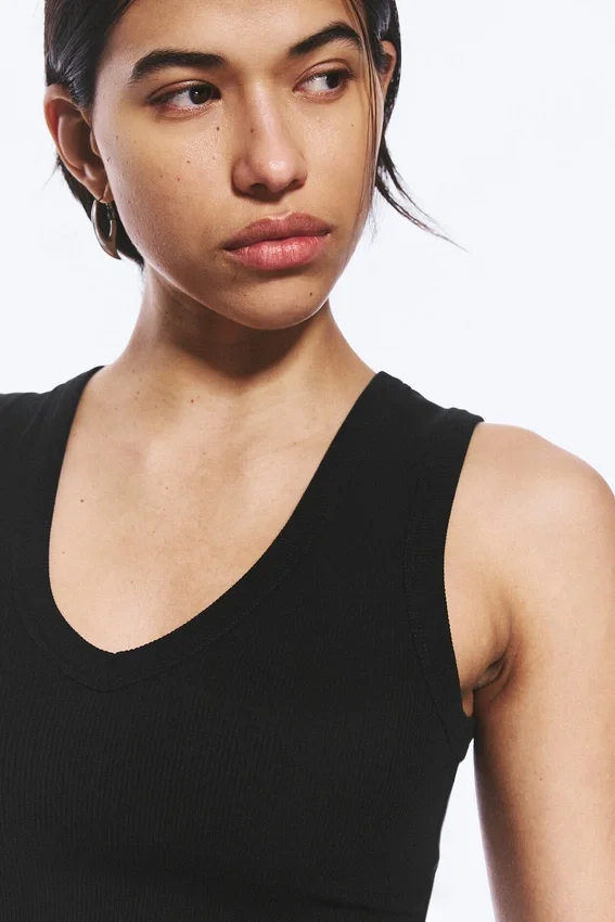 2-Pack Ribbed V-Neck Tank Top – Black 2-Pack Ribbed V-Neck Tank Top – Black