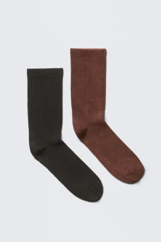 2-Pack Washed Crew Socks – Black & Red