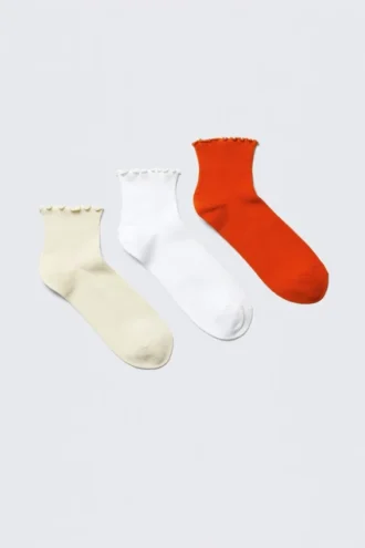 3-Pack Frill Edge Short Socks – Light Beige/White/Orange