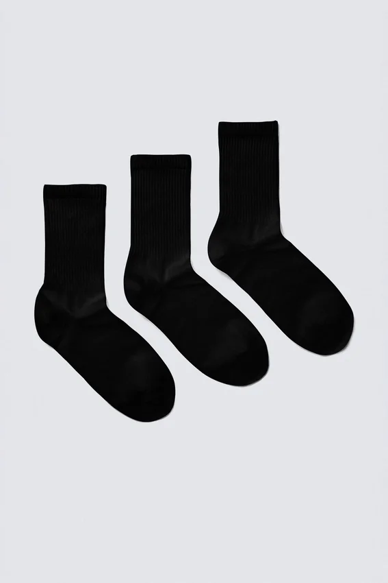 3-Pack Ribbed Sporty Crew Socks – Black 3-Pack Ribbed Sporty Crew Socks – Black