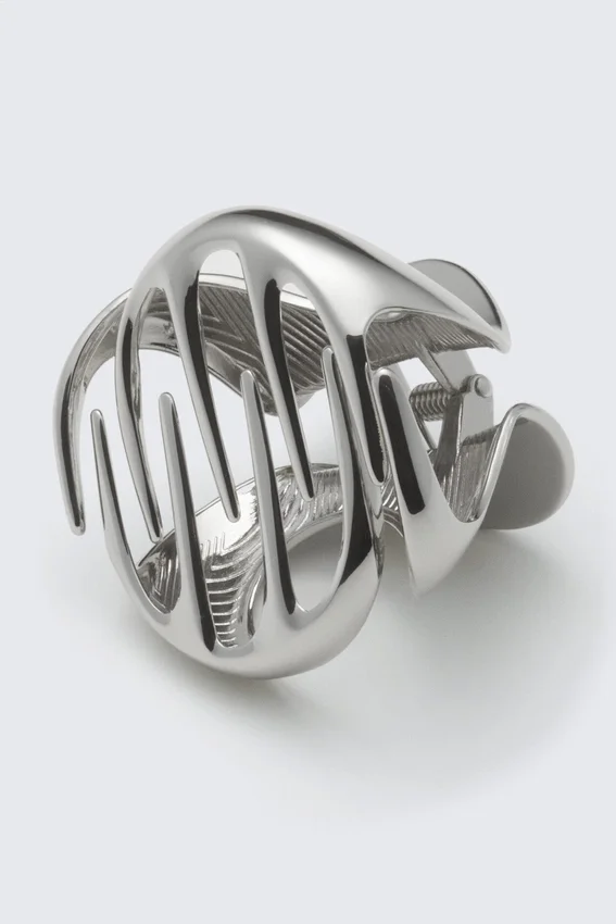 Abstract Hair Claw – Silver-Coloured Abstract Hair Claw – Silver-Coloured