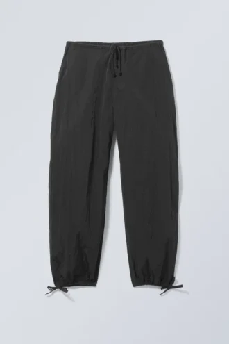 Alister Tracksuit Parachute Trousers – Black