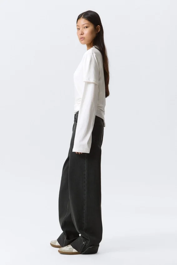 Ample Low Rise Loose Wide Cuff Jeans – Elegie Black – Black Ample Low Rise Loose Wide Cuff Jeans – Elegie Black – Black