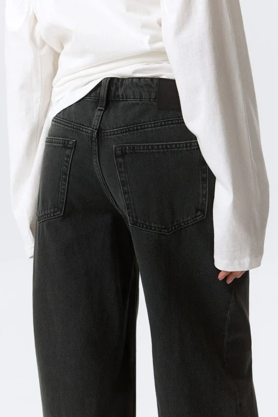 Ample Low Rise Loose Wide Cuff Jeans – Elegie Black – Black Ample Low Rise Loose Wide Cuff Jeans – Elegie Black – Black