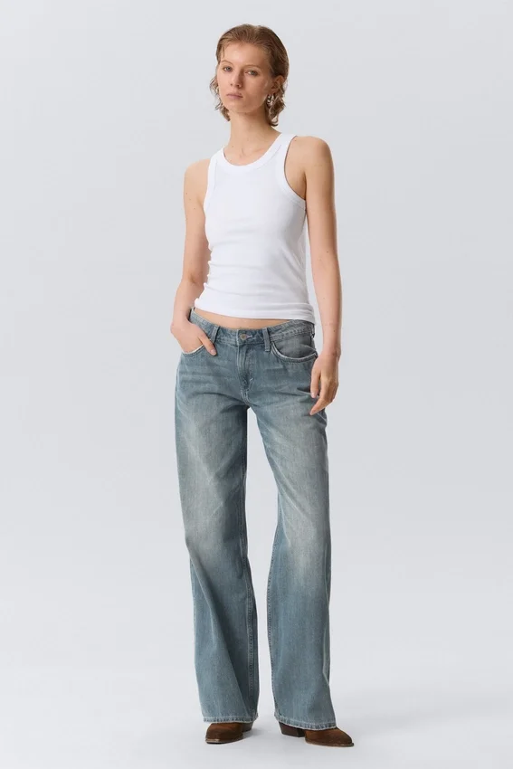 Ample Low Rise Loose Wide Jeans – Gloria Blue – Medium Blue Ample Low Rise Loose Wide Jeans – Gloria Blue – Medium Blue