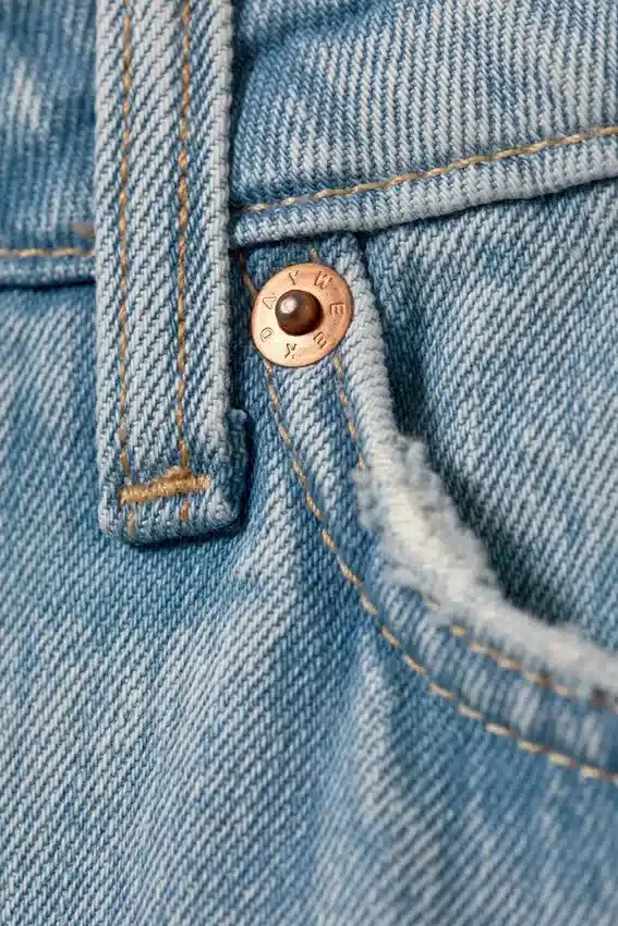 Ample Low Rise Loose Wide Jeans – Lip Blue – Light Blue Ample Low Rise Loose Wide Jeans – Lip Blue – Light Blue