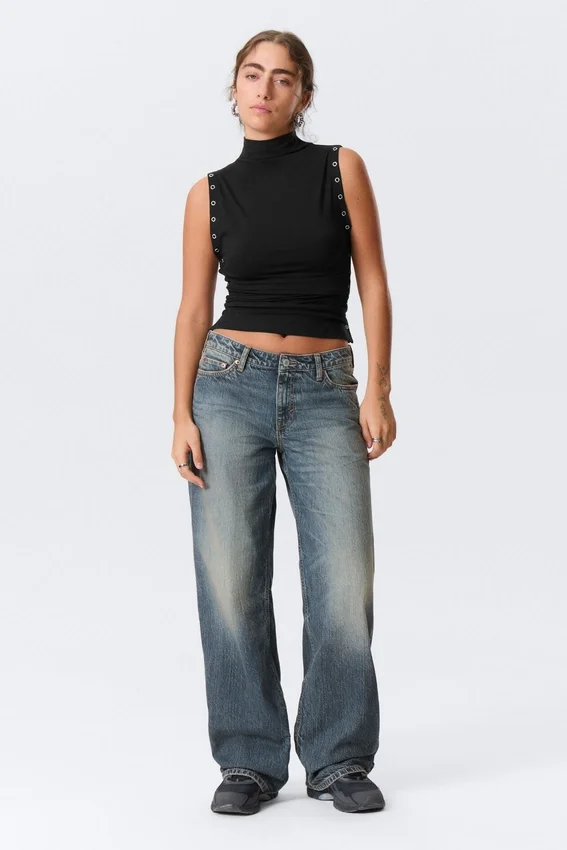 Ample Low Rise Loose Wide Jeans – Redondo Blue – Medium Blue Ample Low Rise Loose Wide Jeans – Redondo Blue – Medium Blue