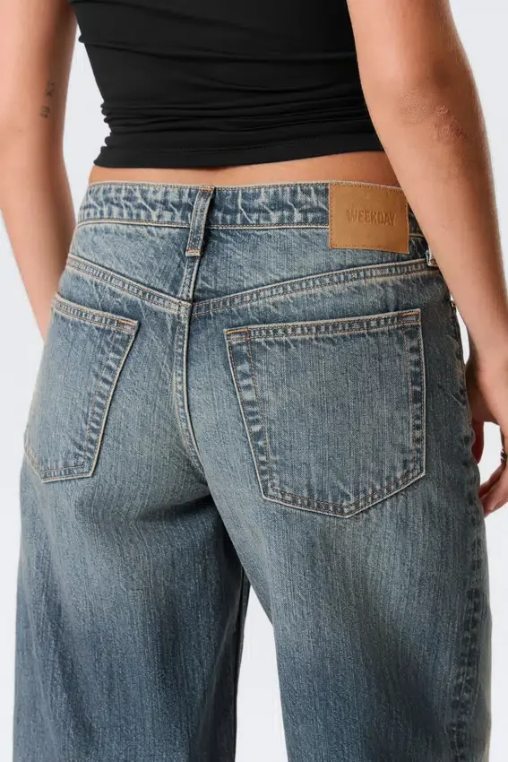 Ample Low Rise Loose Wide Jeans – Redondo Blue – Medium Blue Ample Low Rise Loose Wide Jeans – Redondo Blue – Medium Blue