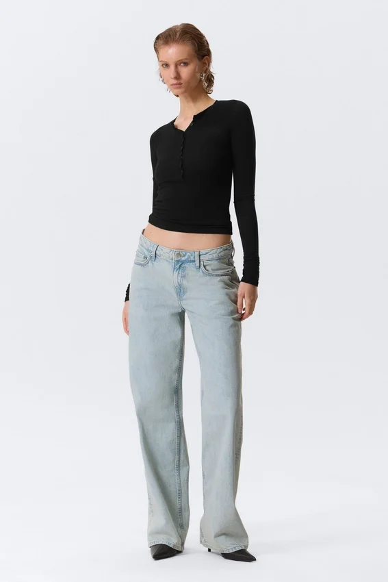 Ample Low Rise Loose Wide Jeans – Snow Blue – Light Blue Ample Low Rise Loose Wide Jeans – Snow Blue – Light Blue