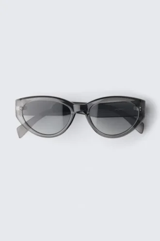 Angular Cat-Eye Sunglasses – Transparent Grey