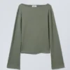 Annie Long-Sleeved Boat-Neck Top – Dusty Khaki Green