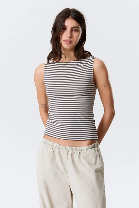 Annie Striped Sleeveless Boat-Neck Top – Grey & White Stripes Annie Striped Sleeveless Boat-Neck Top – Grey & White Stripes