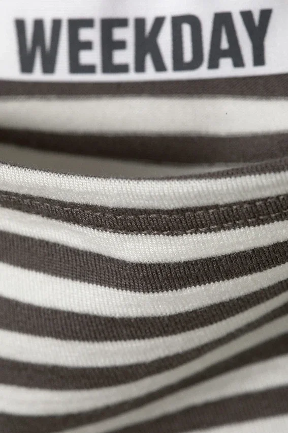 Annie Striped Sleeveless Boat-Neck Top – Grey & White Stripes Annie Striped Sleeveless Boat-Neck Top – Grey & White Stripes