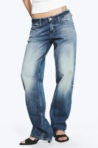 Arrow Low Rise Regular Straight Jeans – Board Blue – Medium Blue Arrow Low Rise Regular Straight Jeans – Board Blue – Medium Blue