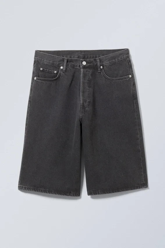 Astro Mid Rise Loose Baggy Denim Shorts – Tuned Black Astro Mid Rise Loose Baggy Denim Shorts – Tuned Black