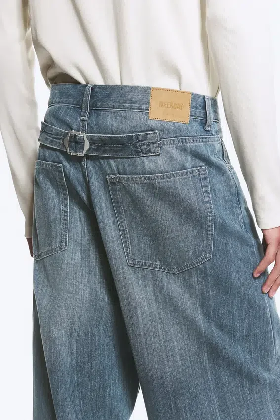 Astro Mid Rise Loose Baggy Twist Jeans – Gloria Blue – Medium Blue Astro Mid Rise Loose Baggy Twist Jeans – Gloria Blue – Medium Blue