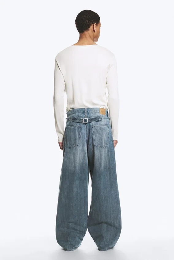 Astro Mid Rise Loose Baggy Twist Jeans – Gloria Blue – Medium Blue Astro Mid Rise Loose Baggy Twist Jeans – Gloria Blue – Medium Blue