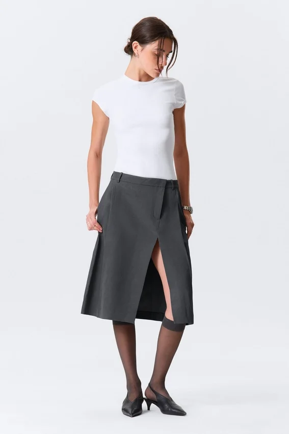 Asymmetric Linen-Blend Suiting Skirt – Dark Grey Asymmetric Linen-Blend Suiting Skirt – Dark Grey
