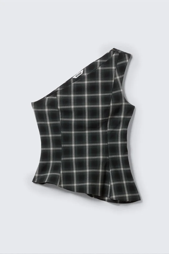 Asymmetric One-Shoulder Fitted Top – Checked Black Asymmetric One-Shoulder Fitted Top – Checked Black