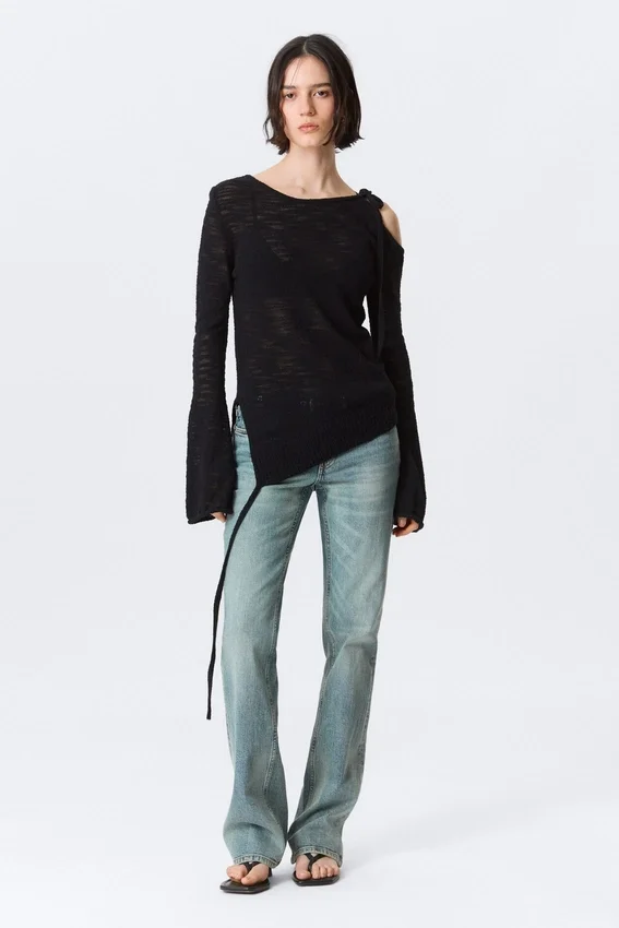 Asymmetric Tie-Shoulder Knitted Sweater – Black Asymmetric Tie-Shoulder Knitted Sweater – Black