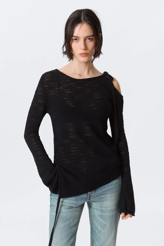 Asymmetric Tie-Shoulder Knitted Sweater – Black Asymmetric Tie-Shoulder Knitted Sweater – Black