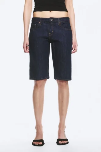 Atom Low Rise Regular Knee-Length Denim Shorts – Blue Rinse – Dark Blue Atom Low Rise Regular Knee-Length Denim Shorts – Blue Rinse – Dark Blue