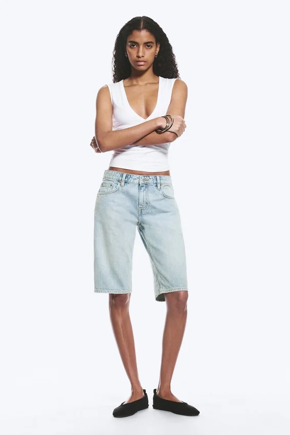 Atom Low Rise Regular Knee-Length Denim Shorts – Dream Blue – Light Blue Atom Low Rise Regular Knee-Length Denim Shorts – Dream Blue – Light Blue