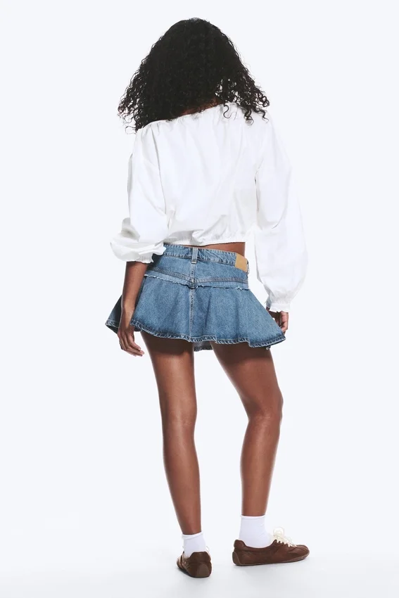 Balloon Sleeve Blouse – Dusty White Balloon Sleeve Blouse – Dusty White