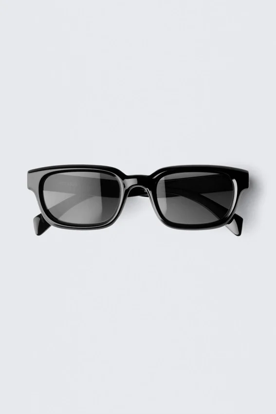 Bold Rectangular Frame Unisex Sunglasses – Black – Black Lenses Bold Rectangular Frame Unisex Sunglasses – Black – Black Lenses