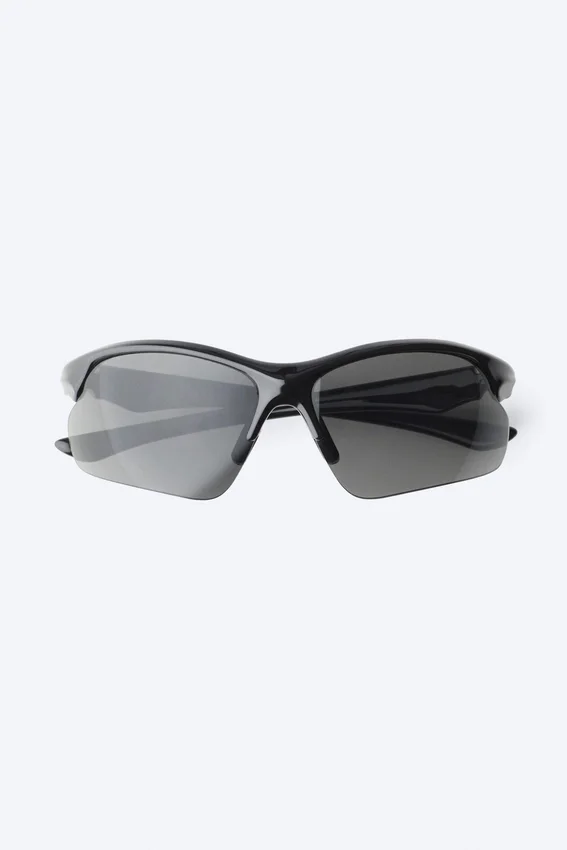 Bold Sporty Sunglasses – Black Bold Sporty Sunglasses – Black