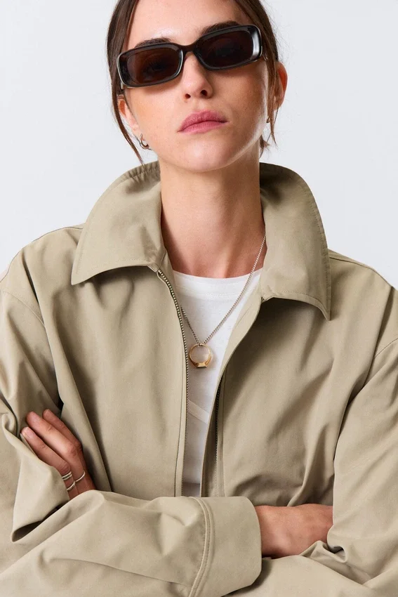Boxy Cotton Zip Jacket – Beige Boxy Cotton Zip Jacket – Beige