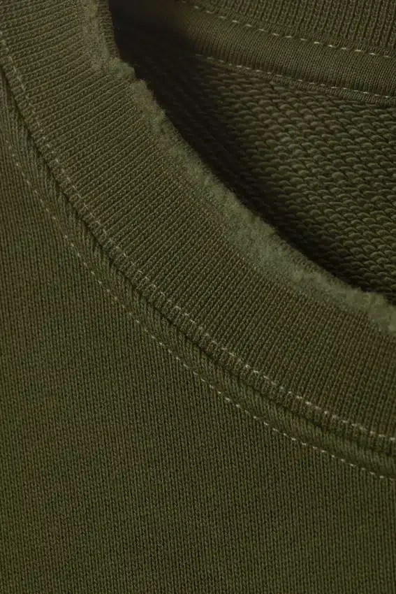 Boxy Distressed Sweatshirt – Dark Green Boxy Distressed Sweatshirt – Dark Green