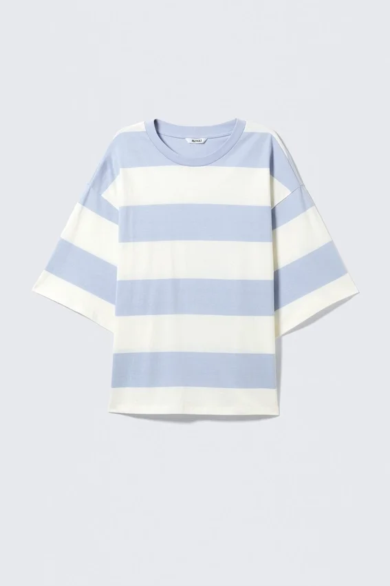 Boxy Fit Printed T-Shirt – Light Blue & White Stripe – 28 Boxy Fit Printed T-Shirt – Light Blue & White Stripe – 28