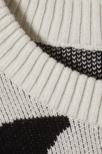 Boxy Graphic Jacquard Sweater – Dirty White – Square Pattern