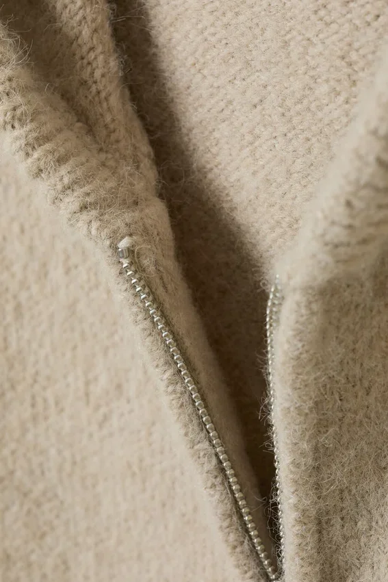 Boxy Knitted Zip Hoodie – Beige Boxy Knitted Zip Hoodie – Beige