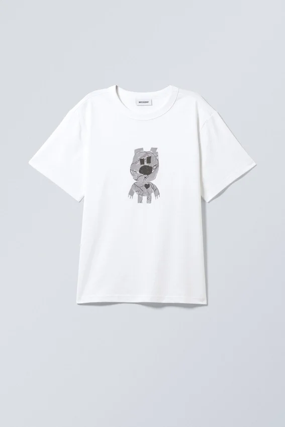 Boxy Lightweight Graphic T-Shirt – White – Duct Tape Bear Boxy Lightweight Graphic T-Shirt – White – Duct Tape Bear