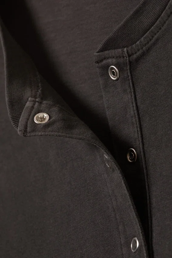 Boxy Long-Sleeved Henley T-Shirt – Dark Grey Boxy Long-Sleeved Henley T-Shirt – Dark Grey