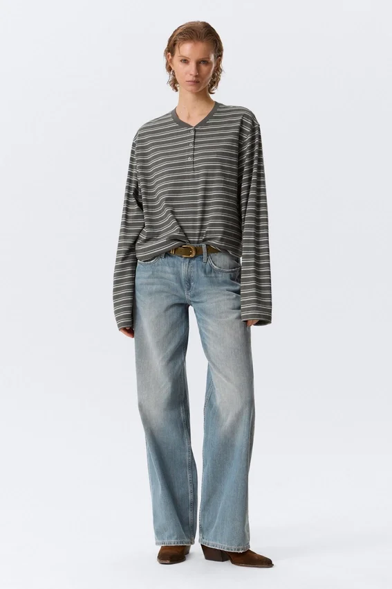Boxy Long-Sleeved Henley T-Shirt – Striped Dark Grey Boxy Long-Sleeved Henley T-Shirt – Striped Dark Grey