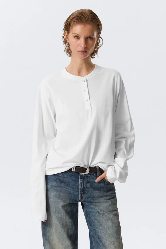 Boxy Long-Sleeved Henley T-Shirt – White Boxy Long-Sleeved Henley T-Shirt – White