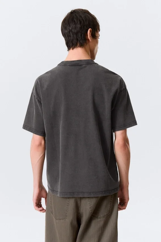 Boxy Printed Graphic T-Shirt – Black – Heartbeat Boxy Printed Graphic T-Shirt – Black – Heartbeat