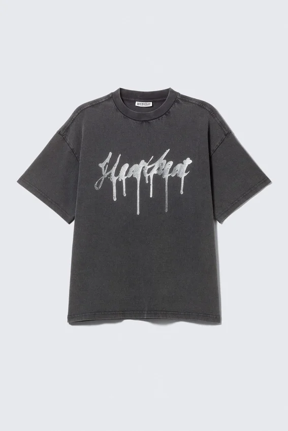 Boxy Printed Graphic T-Shirt – Black – Heartbeat Boxy Printed Graphic T-Shirt – Black – Heartbeat