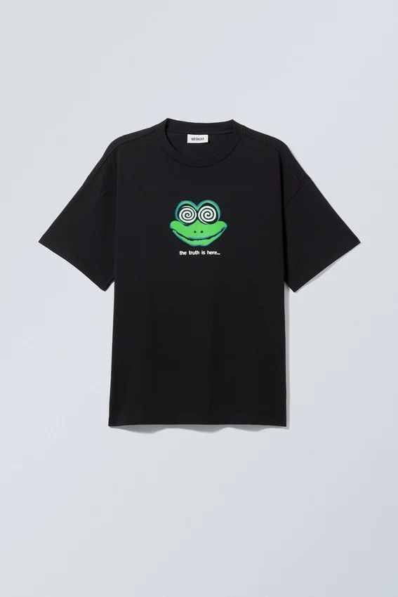 Boxy Printed Graphic T-Shirt – Black – the Frog is Here Boxy Printed Graphic T-Shirt – Black – the Frog is Here