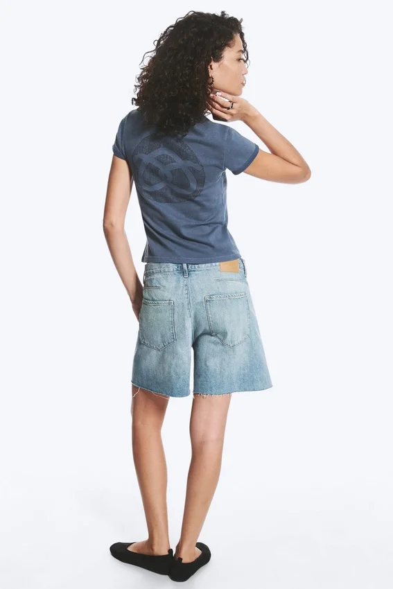 Boxy Printed Short-Sleeved T-Shirt – Dark Blue – Pretzels Boxy Printed Short-Sleeved T-Shirt – Dark Blue – Pretzels
