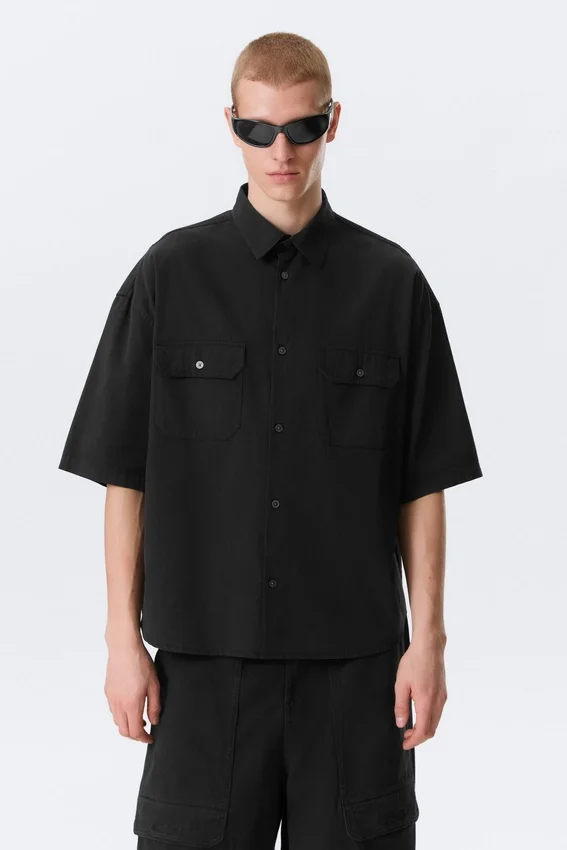 Boxy Short-Sleeved Cotton Shirt – Black Boxy Short-Sleeved Cotton Shirt – Black