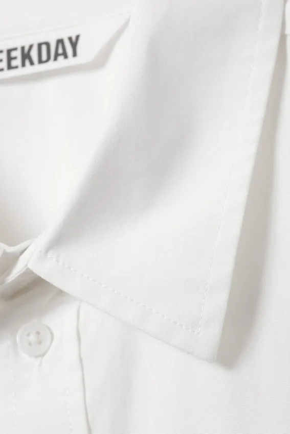 Boxy Short-Sleeved Cotton Shirt – White Boxy Short-Sleeved Cotton Shirt – White