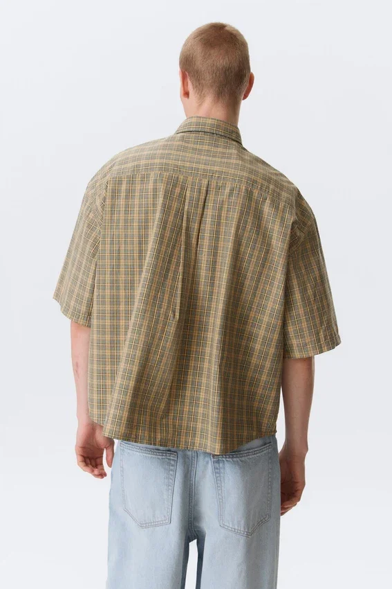 Boxy Short-Sleeved Shirt – Checked Beige Boxy Short-Sleeved Shirt – Checked Beige