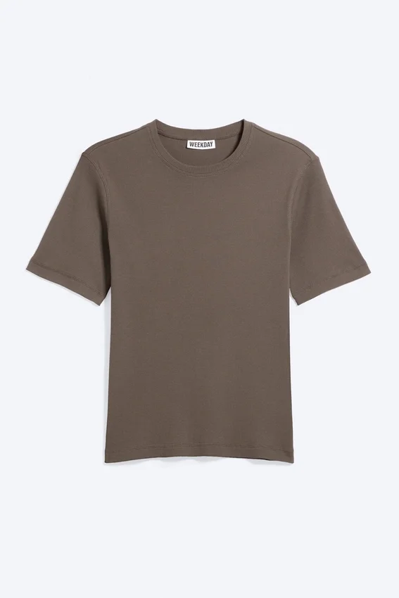 Boxy Slim Fit Ribbed T-Shirt – Dark Mole Boxy Slim Fit Ribbed T-Shirt – Dark Mole