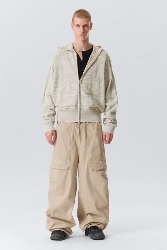 Boxy Textured Knit Zip Hoodie – Light Patterned Beige Boxy Textured Knit Zip Hoodie – Light Patterned Beige