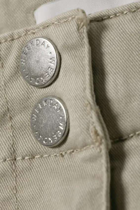 Brenda Slim Cargo Trousers – Beige Brenda Slim Cargo Trousers – Beige